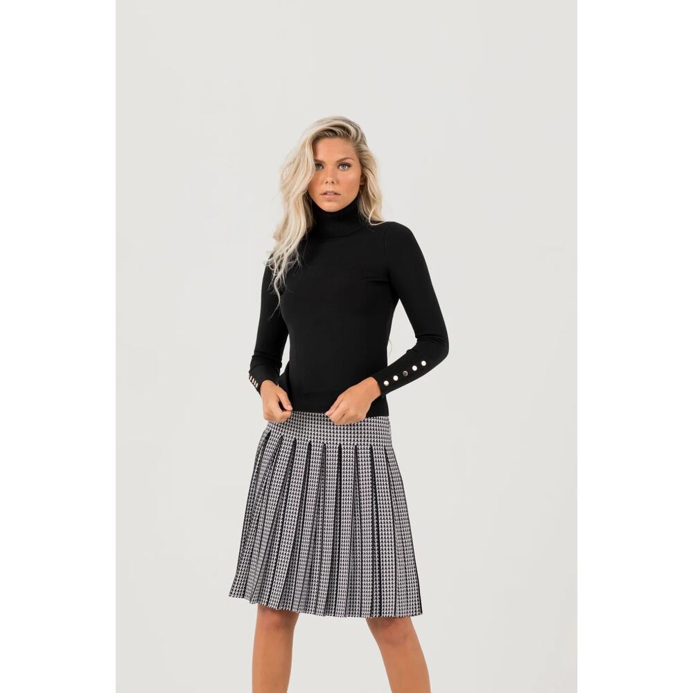 Aleeza Paris BLACK TURTLENECK GOLD BUTTONS Sweater X-Large XL NWT $199